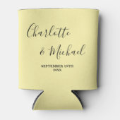 Blassgelbe Skript-Minimalist-Hochzeit Dosenkühler (Vorderseite)