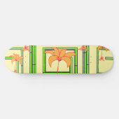 Blassgelbes grünes Gegetier Skateboard (Horizontal)