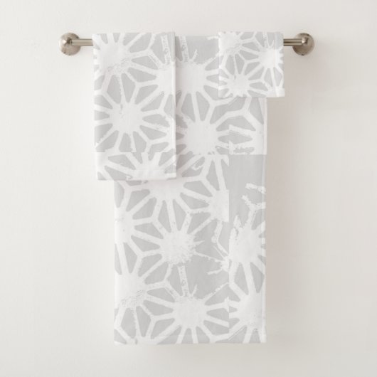 Blassgraues geometrisches Muster Badhandtuch Set (Insitu)