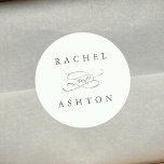Blassgrüne Einfache Hochzeit Runder Aufkleber<br><div class="desc">Eleganter und einfacher Hochzeitsaufkleber mit Ihren Namen. Für eine weiter gehende Anpassung dieses Designs klicken Sie bitte auf den BUTTON BLAU DESIGN TOOL oben! Matching-Elemente sind ebenfalls verfügbar.</div>