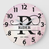 Blasslavender Distressive R Monogramm Große Wanduhr (Vorderseite)