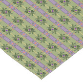 Blasslavenstreifen mit Grüntönen Tischläufer (Ecke)