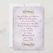 Blassrosa Daisy Makro auf abgerissenem Papier Einladung (Rückseite)