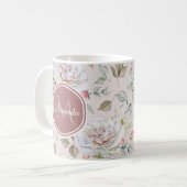 Blassrosa-Rosenmuster mit Monogramm und Namen Kaffeetasse (Vorderseite Links)