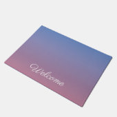 Blassrosa und blaue Gradientenombre Fußmatte (Schrägansicht)