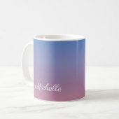 Blassrosa und blaue Gradientenombre Kaffeetasse (Vorderseite Links)