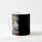 Blasting Off Into A New School Year First Day Teac Kaffeetasse (Vorderseite Links)