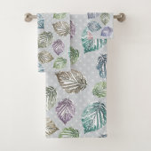 Blätter auf hellgrauem Hintergrund öffnen Badhandtuch Set (Insitu)