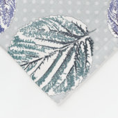 Blätter auf hellgrauem Hintergrund öffnen Fleecedecke (Ecke)