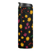 Blätter auf schwarzem Hintergrund Thermosbecher (Nach rechts gedreht)