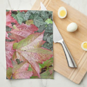 Blätter aus Efeu in Rot im Herbst Küchentuch (Viertel Falte)
