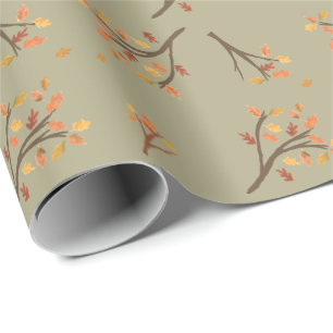 Blätter der grünen Herbstzweigung fallen Geschenkpapier