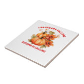 Blätter fallen Herbst ist Calling Design Classi Fliese (Seite)