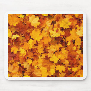 Blätter für die Herbstgelbe Maple Mousepad