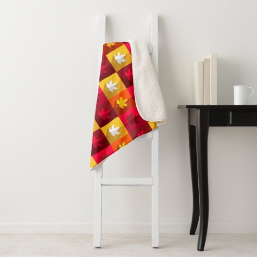 Blätter für die Herbstmaple - Helle Patchwork Sherpadecke (Beispiel)