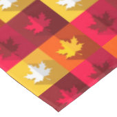 Blätter für die Herbstmaple - Helle Patchwork Tischdecke (Schrägansicht)