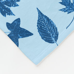 Blätter im Herbst - Indigo und blass Fleecedecke