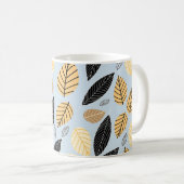 Blätter im Herbst: Nahtloser blauer Hintergrund Kaffeetasse (VorderseiteRechts)