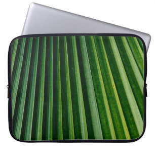 Blätter mit grünen Palmen Laptopschutzhülle
