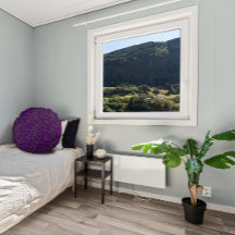 Blätter mit lila, grünem dunklem Muster