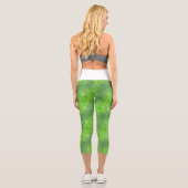 Blätter mit Wasserfallmuster Capri Leggings (Rückseite)