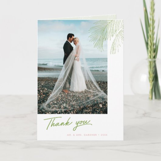 Blätter Tropical Beach Hochzeit in Grün und Rosa Dankeskarte (Vorderseite)