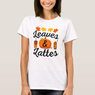 Blätter und T - Shirt im Herbst des letzten Jahres
