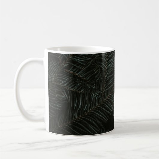 Blätter von grünen Kiefern Kaffeetasse (Links)