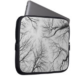 Blattlose Bäume in Thiepval Holz Laptopschutzhülle (Vorne Rechts)