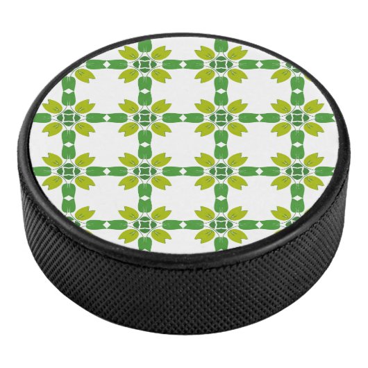 Blattmuster, Muster von Blätter, grüne Blätter Eishockey Puck (3/4)
