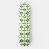 Blattmuster, Muster von Blätter, grüne Blätter Skateboard (Vorderseite)