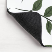 Blattzweige mit grünen Blätter auf Weiß Mousepad (Ecke)