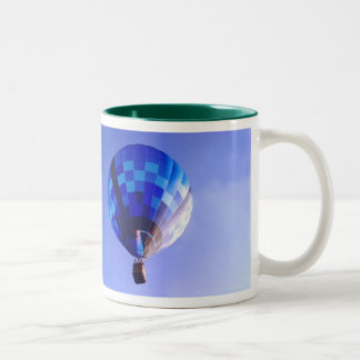 Blau auf Blau I Zweifarbige Tasse