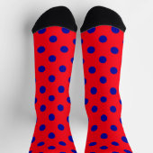 Blau auf Red Polka Dots Design Socken (Oben)