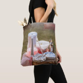 Blau-blaue Keramik Teller und Pitcher Tasche (Von Nahem)
