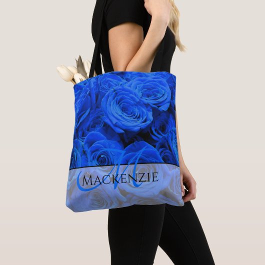 Blau blühende Blumen blauer Rose Tasche (Von Nahem)