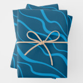 Blau, einfach, modern, coole Wellenabstraktion Geschenkpapier Set (Beispiel)
