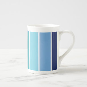 blau gestreift porzellantasse