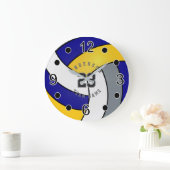 Blau, Gold und Weiß Volleyball-Stil mit DIY Text Große Wanduhr (Zuhause)