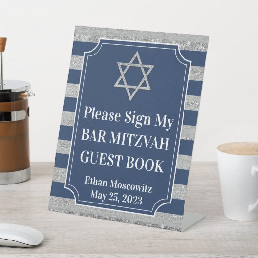 Blau, grau gestreift Bar Mitzvah Zeichen Sockelschild (In SItu)
