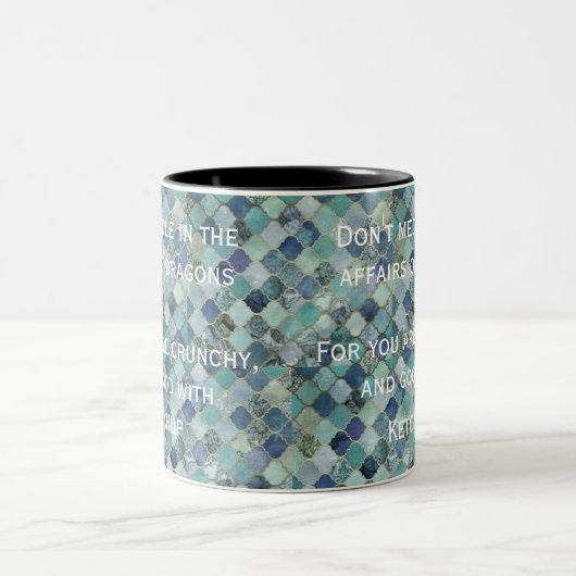 Blau Grau nicht in die Angelegenheiten der Drachen Zweifarbige Tasse (Mittel)