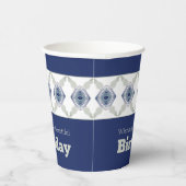 Blau, grau und weiß pappbecher (Rechts)