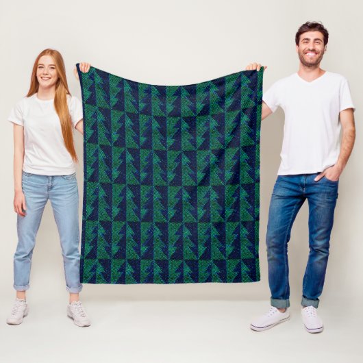 Blau, grüne Weihnachtsbäume. Fleecedecke (Beispiel)
