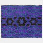 Blau Lila in Black Lotus Fleece Blanket (Vorderseite (Horizontal))