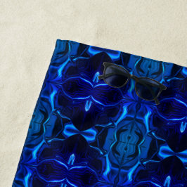 Blau mit "schwimmenden", miteinander verflochtenen strandtuch