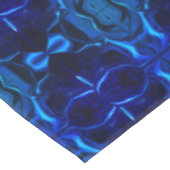 Blau mit "schwimmenden", miteinander verflochtenen tischdecke (Schrägansicht)