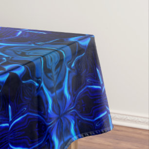 Blau mit "schwimmenden", miteinander verflochtenen tischdecke