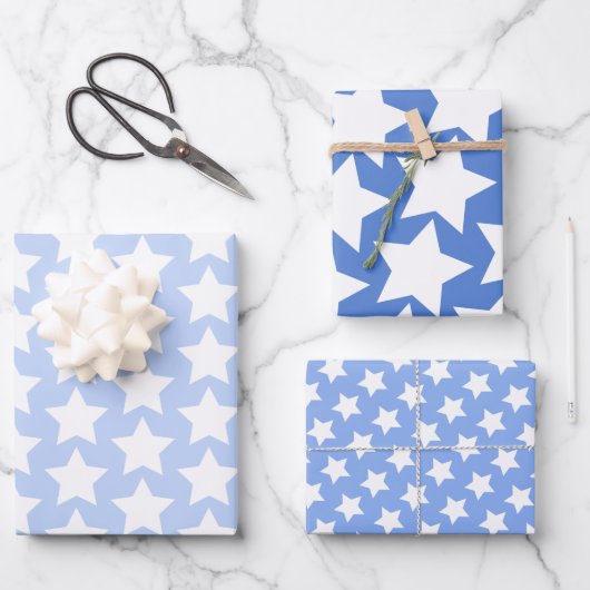 Blau mit Spaß, Muster der weißen Sterne Geschenkpapier Set (Vorderseite)