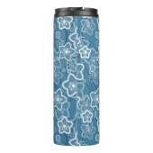 blau mit Weiß, blau, Blume, blumig, rustikal, fa Thermosbecher (Rückseite)