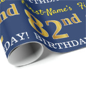 Blau, Nachahmungs-Gold-Look "82. GEBURTSTAG" Geschenkpapier (Rolleneckpunkt)